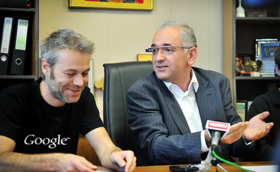 Πρώτος χρήστης των Google Glass  στην Ελλάδα ο Δήμαρχος Κατερίνης