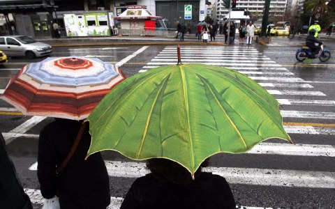 Καιρός: Ανεβαίνει η θερμοκρασία αλλά έρχονται βροχές