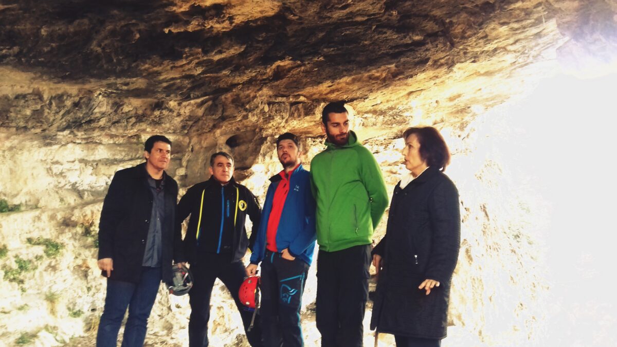 Επίσκεψη σπηλαιολόγων στην ορεινή Βροντού