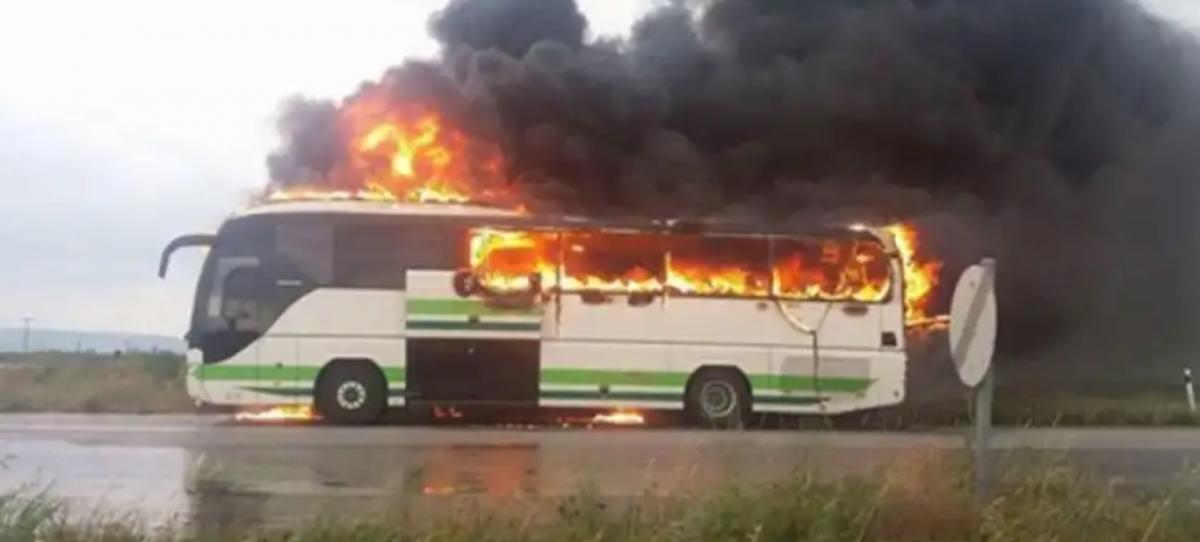 Κεραυνός χτύπησε λεωφορείο του ΚΤΕΛ Έβρου γεμάτο επιβάτες