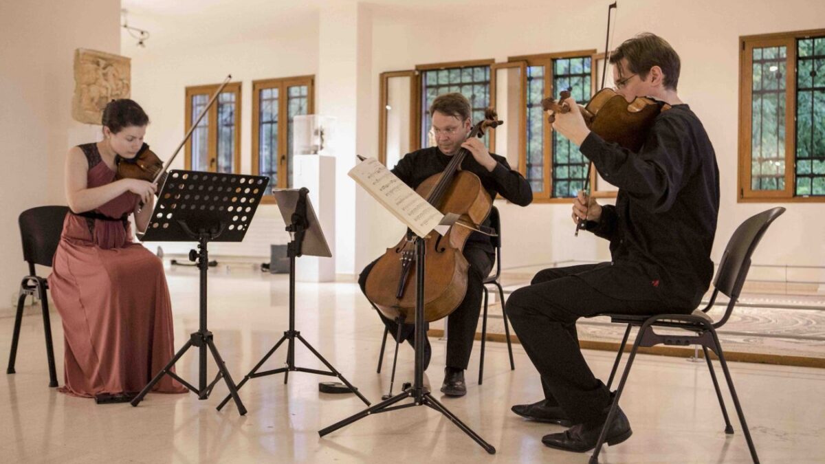 Καθηλωτική η συναυλία κλασικής μουσικής στο αρχαιολογικό μουσείο Δίου