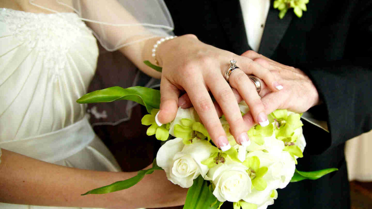 «Είμαι χήρα και σε άθλια οικονομική κατάσταση» είπε η Λαρισαία που «ξάφρισε» τα «φακελάκια» από γάμο!