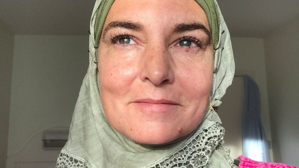 Η Σινέιντ Ο’ Κόνορ ασπάστηκε το Ισλάμ – «Είμαι υπερήφανη που έγινα μουσουλμάνα» (VIDEO & ΦΩΤΟ)
