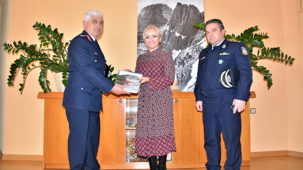 Επίσκεψη του νέου Γενικού Περιφερειακού Αστυνομικού Διευθυντή Κεντρικής Μακεδονίας στην Αντιπεριφερειάρχη Πιερίας