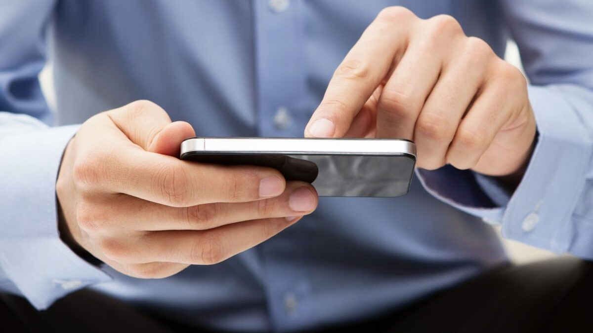 Απαγόρευση κυκλοφορίας: Πάνω από 1 εκατ. SMS σε λιγότερο από 24 ώρες