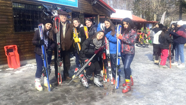 Μαθητές του Γυμνασίου Σίνδου έκαναν μαθήματα σκι στο Ελατοχώρι
