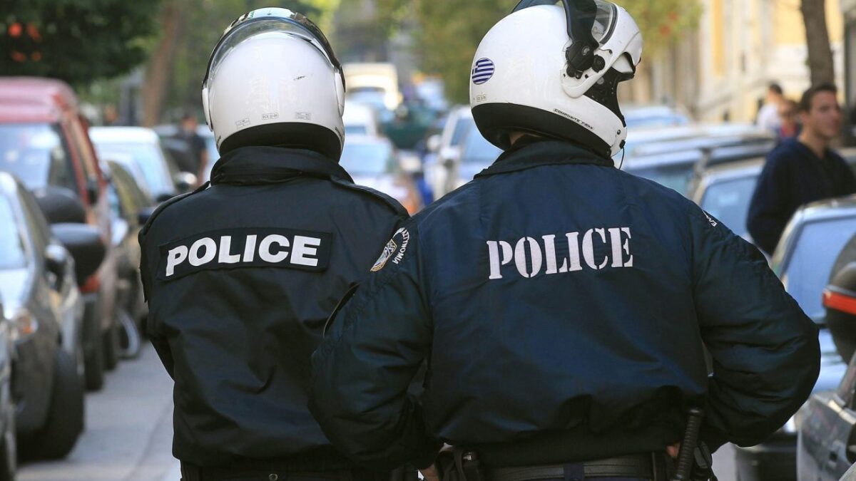 Σύλληψη γυναίκας στη Β. Ελλάδα για διακίνηση προϊόντων «μαϊμού»