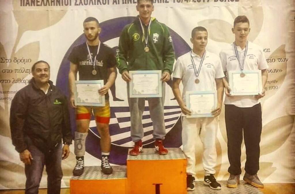 Χρυσό μετάλλιο για τον Δημήτρη Μητσιόπουλο του «Αρχέλαου» στο Πανελλήνιο Σχολικό Πρωτάθλημα Πάλης