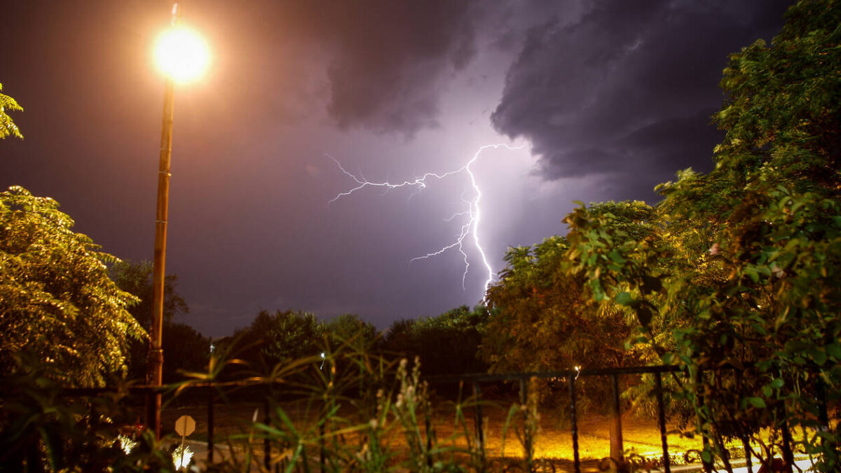 Έκτακτο δελτίο επιδείνωσης καιρού – Ισχυρές καταιγίδες και χαλάζι στη Βόρεια Ελλάδα