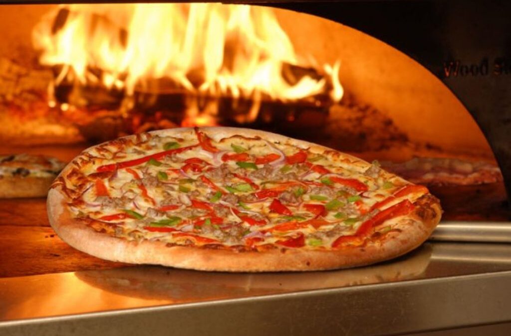 Το κόλπο για να ζεστάνεις την πίτσα και να είναι σαν φρέσκια με τις 2,6 εκατ. προβολές (ΒΙΝΤΕΟ)