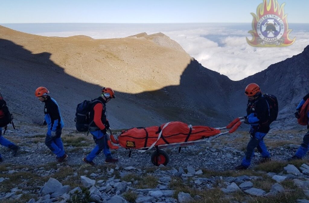 Βίντεο και φωτογραφίες από την επιχείρησης ανάσυρσης & μεταφοράς του νεκρού ορειβάτη στον Όλυμπο