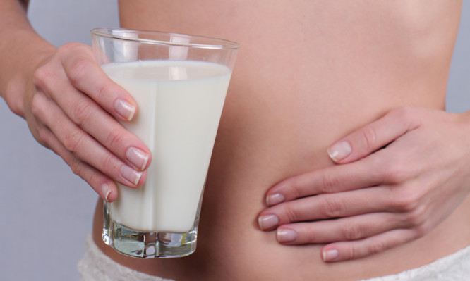 Δυσανεξία στην λακτόζη: Πώς θα πάρετε ασβέστιο αν δεν πίνετε γάλα