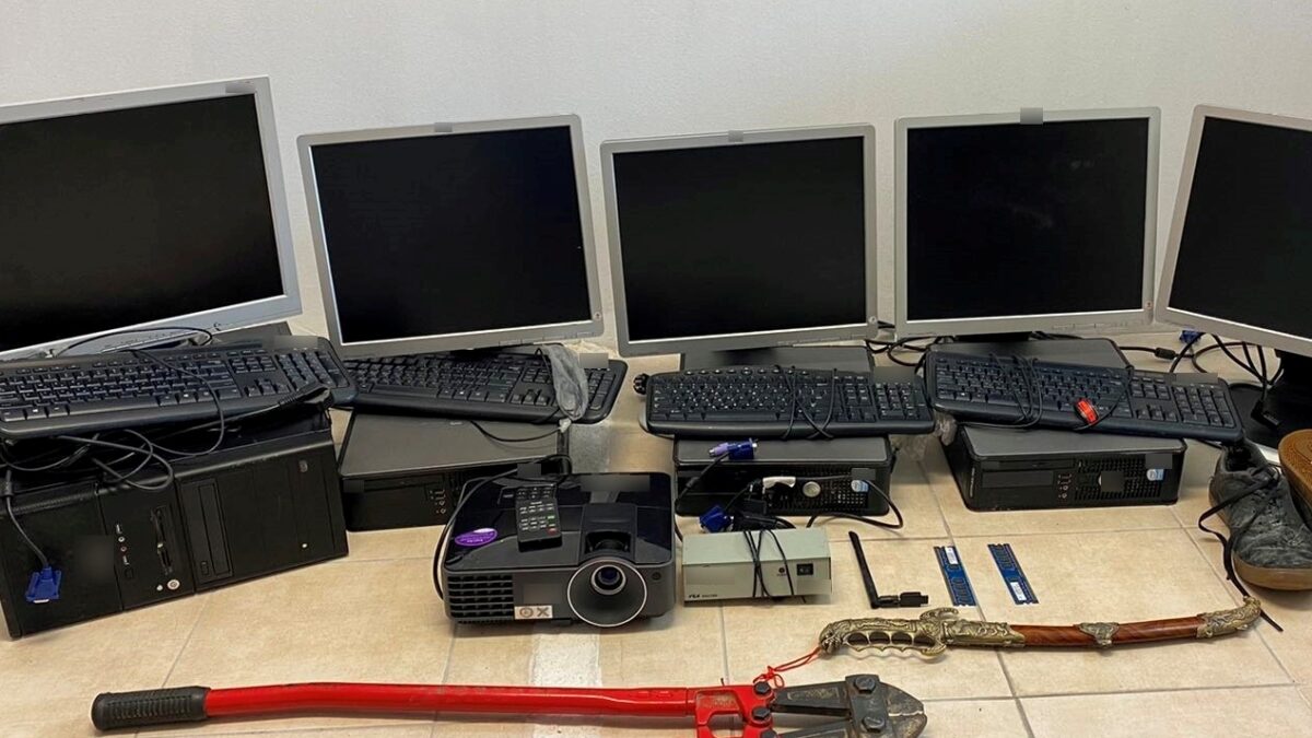 Η ανακοίνωση της Αστυνομίας για την κλοπή υπολογιστών από το 2ο Δημοτικό Σχολείο Κολινδρού (ΦΩΤΟ)