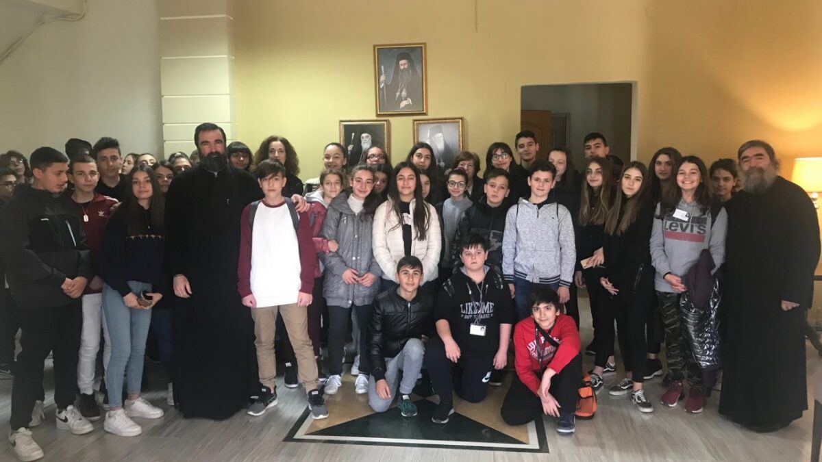 Επίσκεψη μαθητών του Γυμνασίου Ωραιοκάστρου Θεσσαλονίκης στις φιλανθρωπικές δομές της Ιεράς Μητροπόλεως  Κίτρους