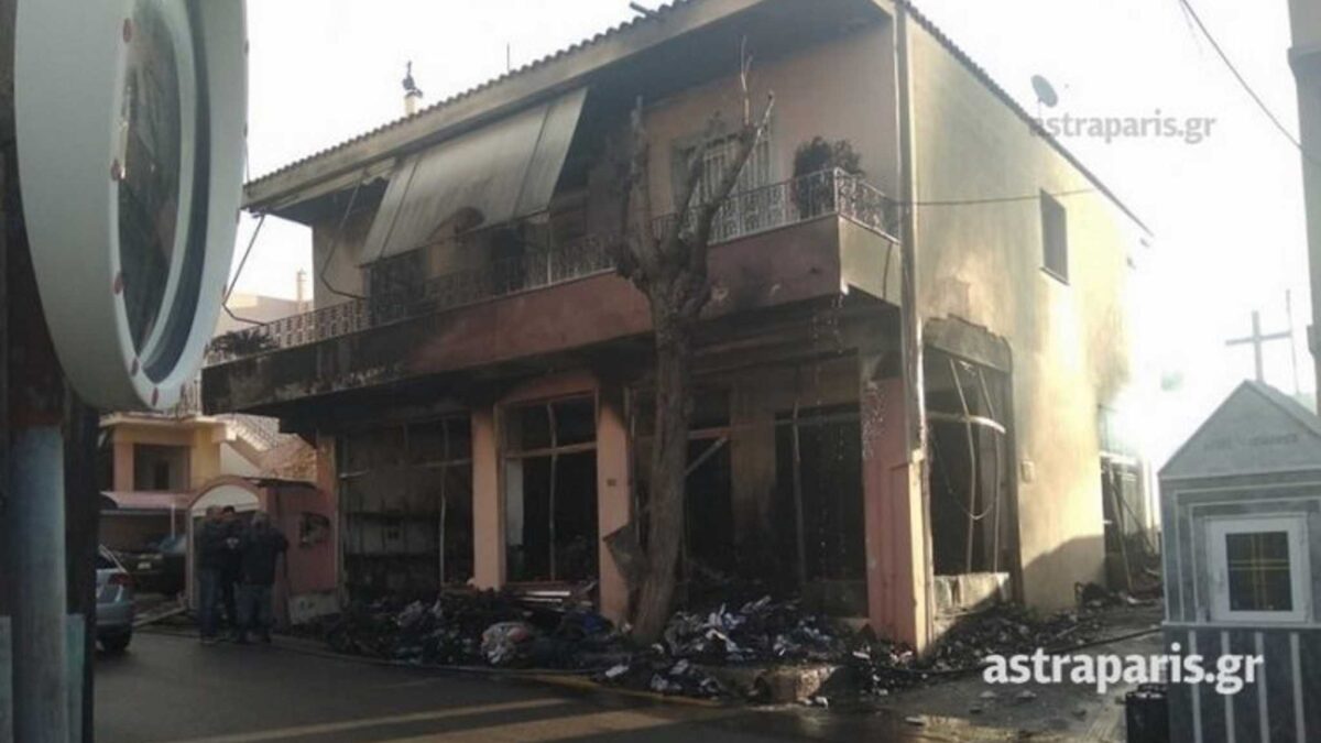 Χίος: Μεγάλη φωτιά σε αποθήκη ΜΚΟ! Απειλήθηκε το σπίτι που βρίσκεται από πάνω (ΦΩΤΟ)