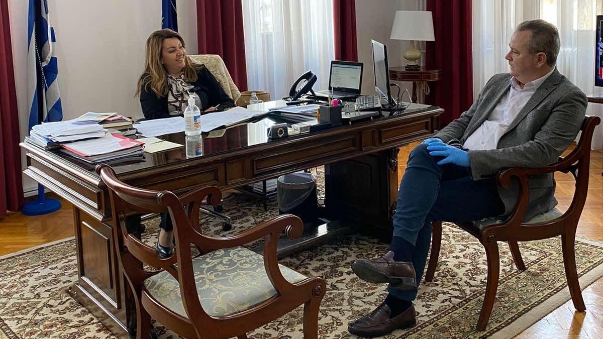 Τα μέτρα πρόληψης για την πανδημία συζήτησαν ο Κ. Κουκοδήμος με την Επικεφαλής του Γραφείου του Πρωθυπουργού στη Θεσσαλονίκη