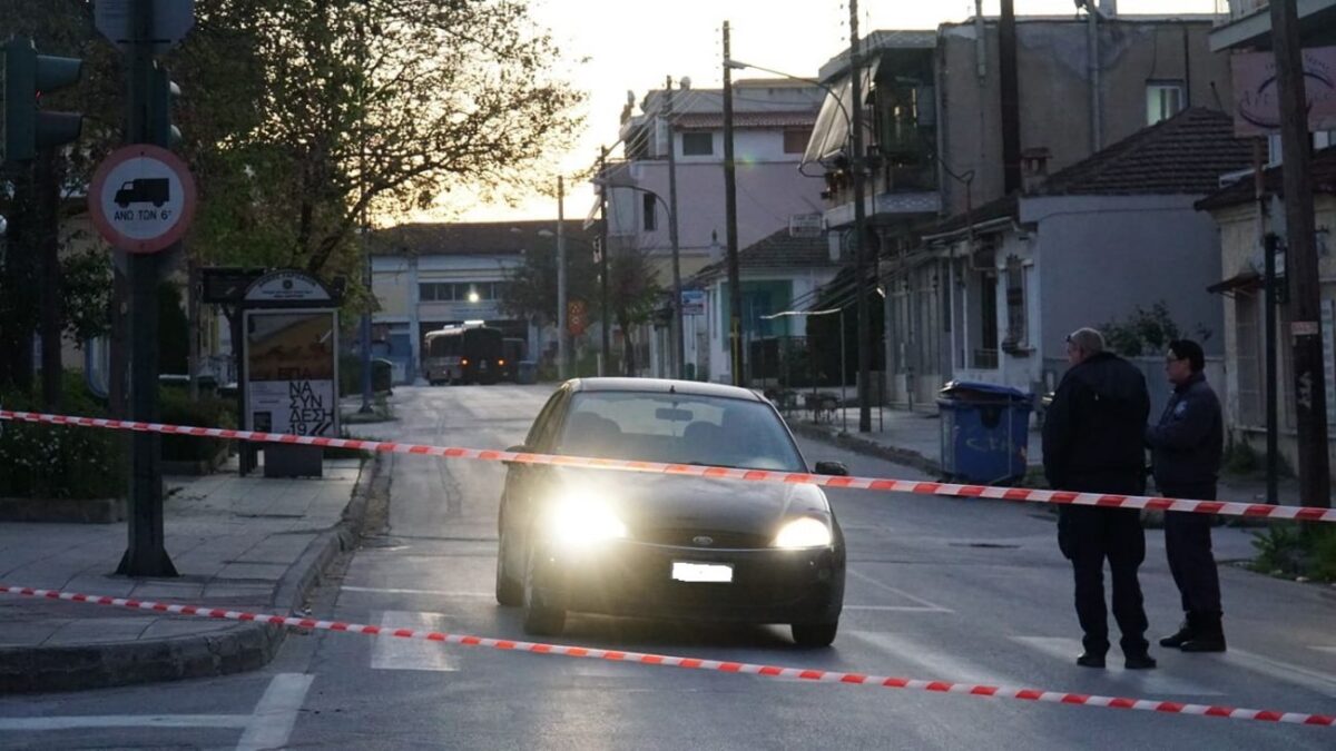 Συναγερμός στη Λάρισα – Σε καραντίνα οικισμός Ρομά μετά τα 20 κρούσματα