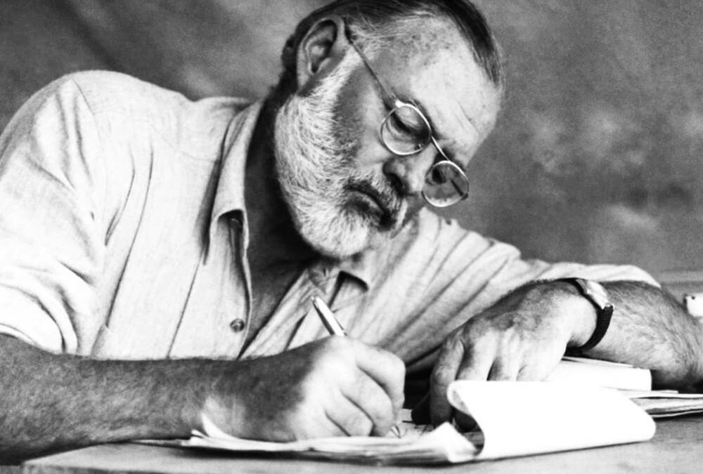 Ernest Hemingway: Οι 3 θυελλώδεις έρωτες του διάσημου συγγραφέα