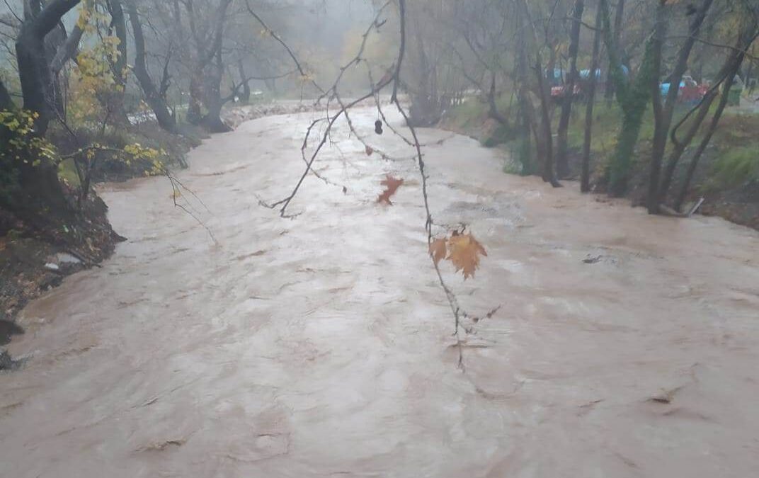 Κακοκαιρία – Σε ποιες περιοχές έπεσε η περισσότερη βροχή – 340 τόνοι νερού στην Άρτα (XAΡΤΗΣ)