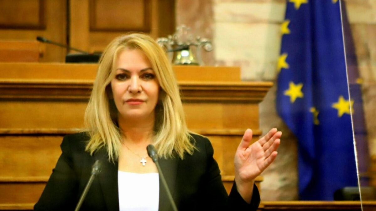 Άννα Μάνη: Συμμετοχή στην πανηγυρική συνεδρίαση για τα 40 χρόνια από την ένταξη της Ελλάδας στην Ευρωπαϊκή Ένωση