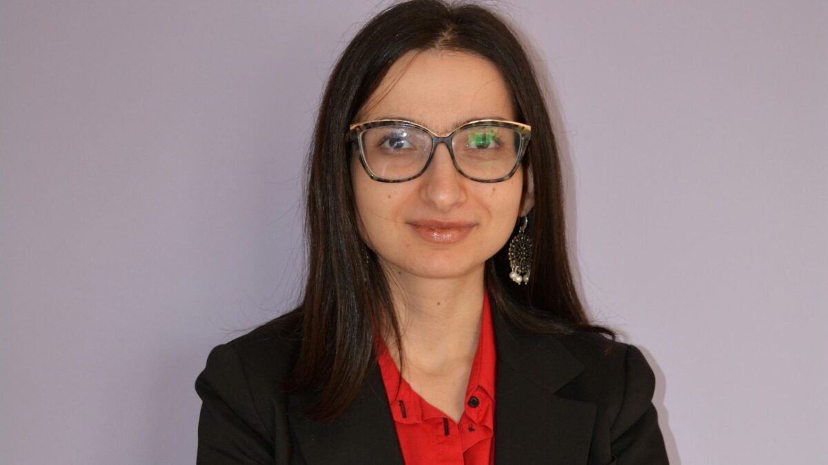 Χαρούλα Κωνσταντινίδου: Ελεύθερη επαγγελματίας… level 1