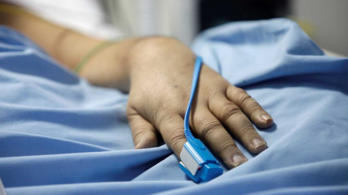 Κορονοϊός: Νέες οδηγίες για την φροντίδα κατ’ οίκον ασθενών από την Ελληνική Πνευμονολογική Εταιρεία