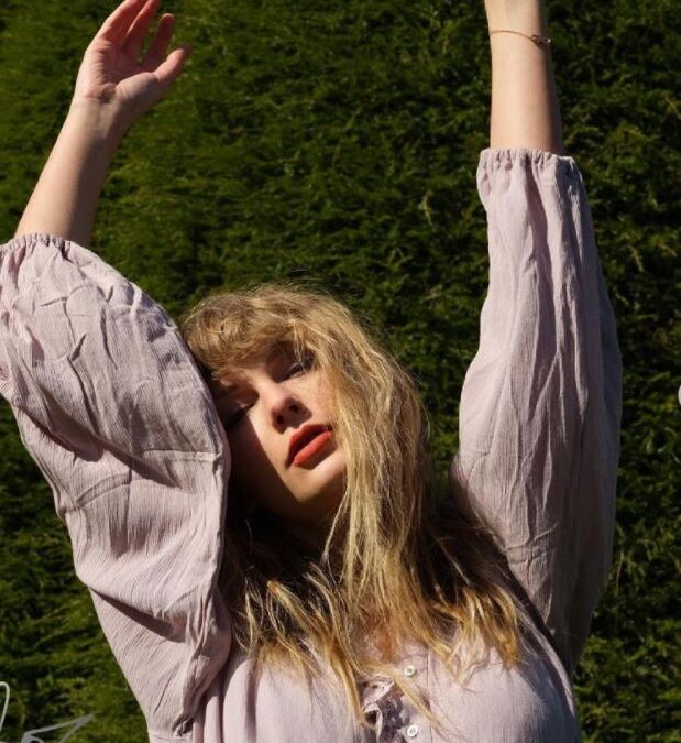 Taylor Swift: Ξεσηκωμός με την επανακυκλοφορία του «1989»