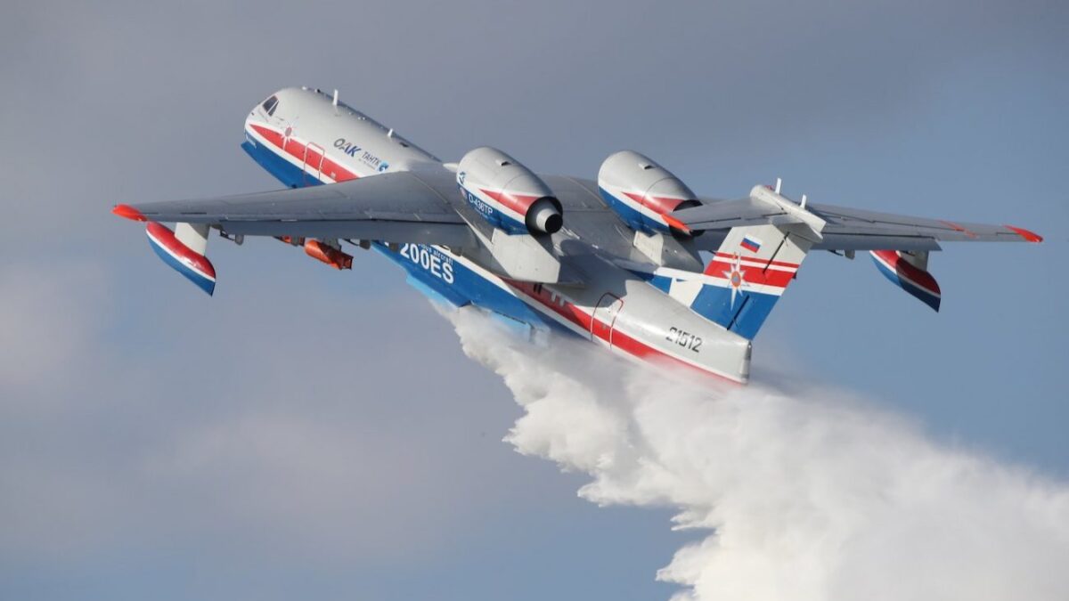 Στην Ελλάδα το θηριώδες πυροσβεστικό αεροσκάφος Beriev – Μπορεί να μεταφέρει 12 τόνους νερού (ΒΙΝΤΕΟ)