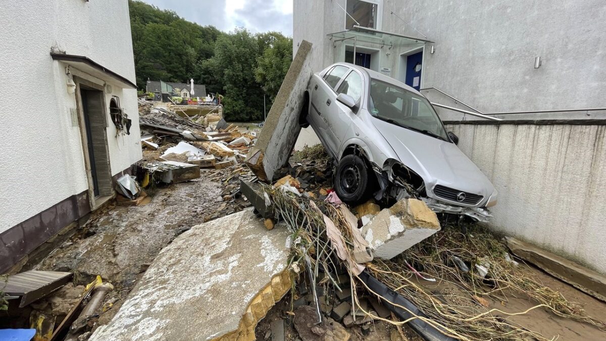 Τουλάχιστον 21 νεκροί στη Γερμανία από τις πλημμύρες – Πάνω από 70 οι αγνοούμενοι (ΦΩΤΟ)