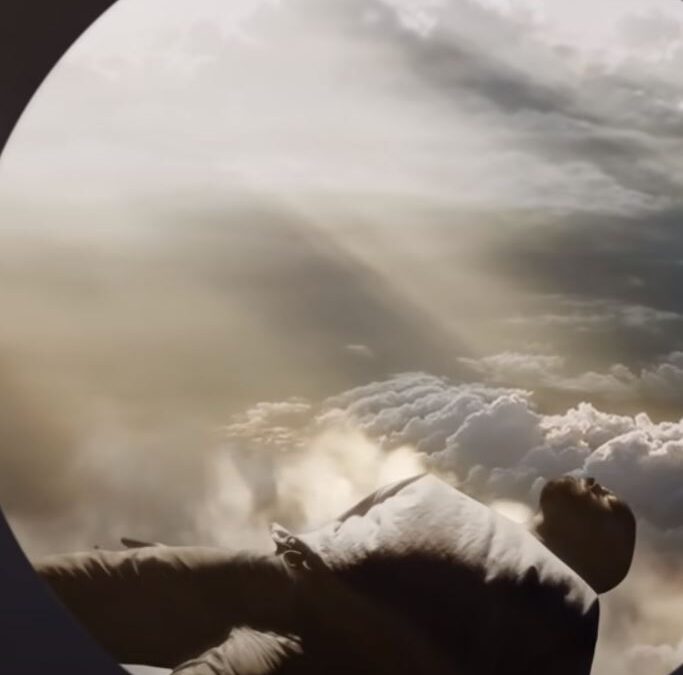 Κάνιε Γουέστ – Στα… σύννεφα το νέο βιντεοκλίπ του διάσημου ράπερ