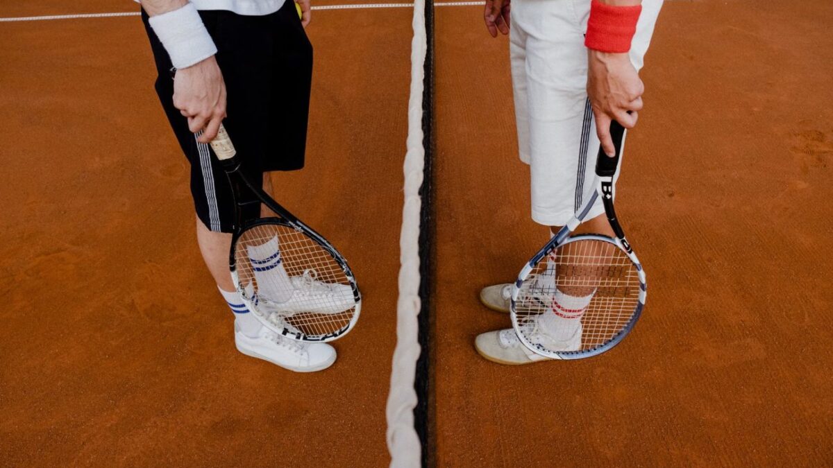 Προπονητής τένις – Νέα στοιχεία για τη «δράση» του σε βάρος ανηλίκων – Οδηγείται στον ανακριτή