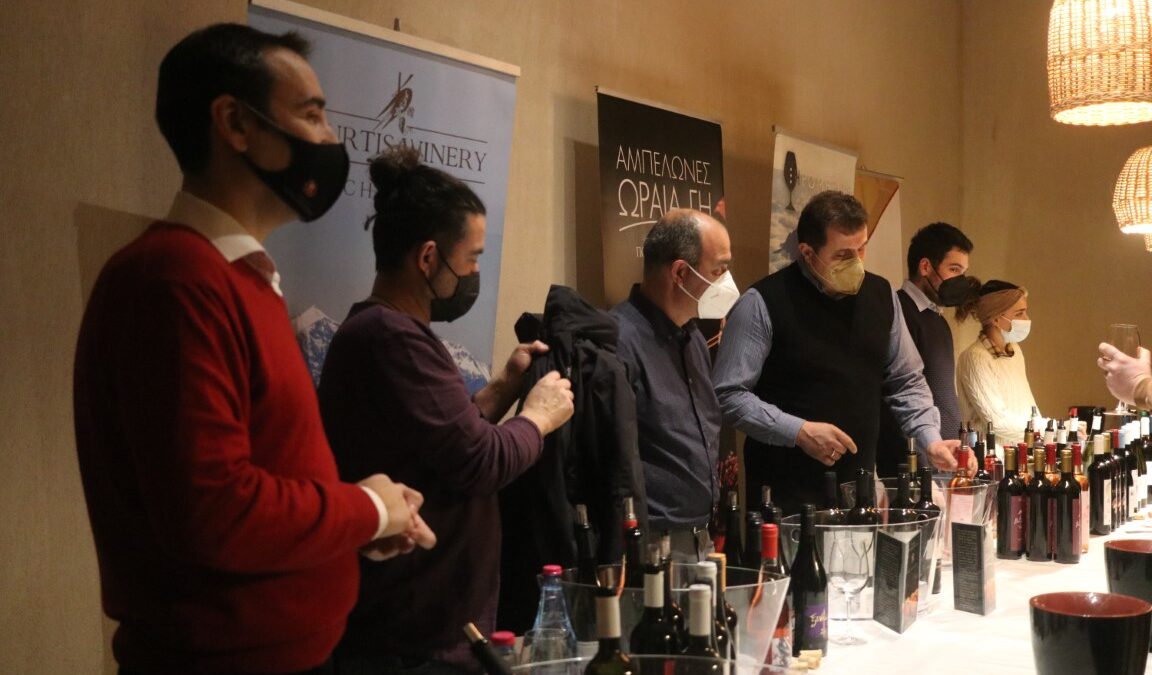 Οινοπαραγωγοί της Κατερίνης παρουσίασαν τα κρασιά τους στη Θεσσαλονίκη (ΦΩΤΟ)