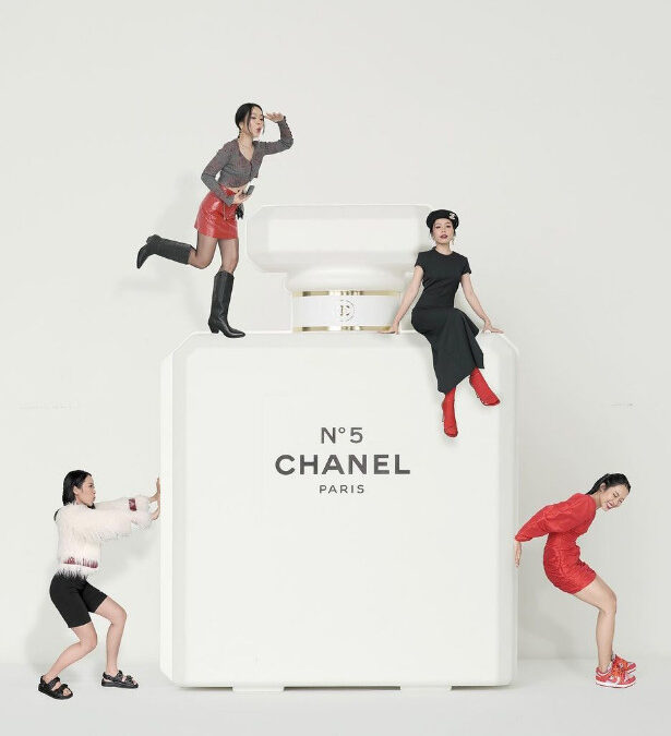 Chanel – Έξαλλοι οι καταναλωτές με το πανάκριβο χριστουγεννιάτικο ημερολόγιο «Eίναι ντροπή»