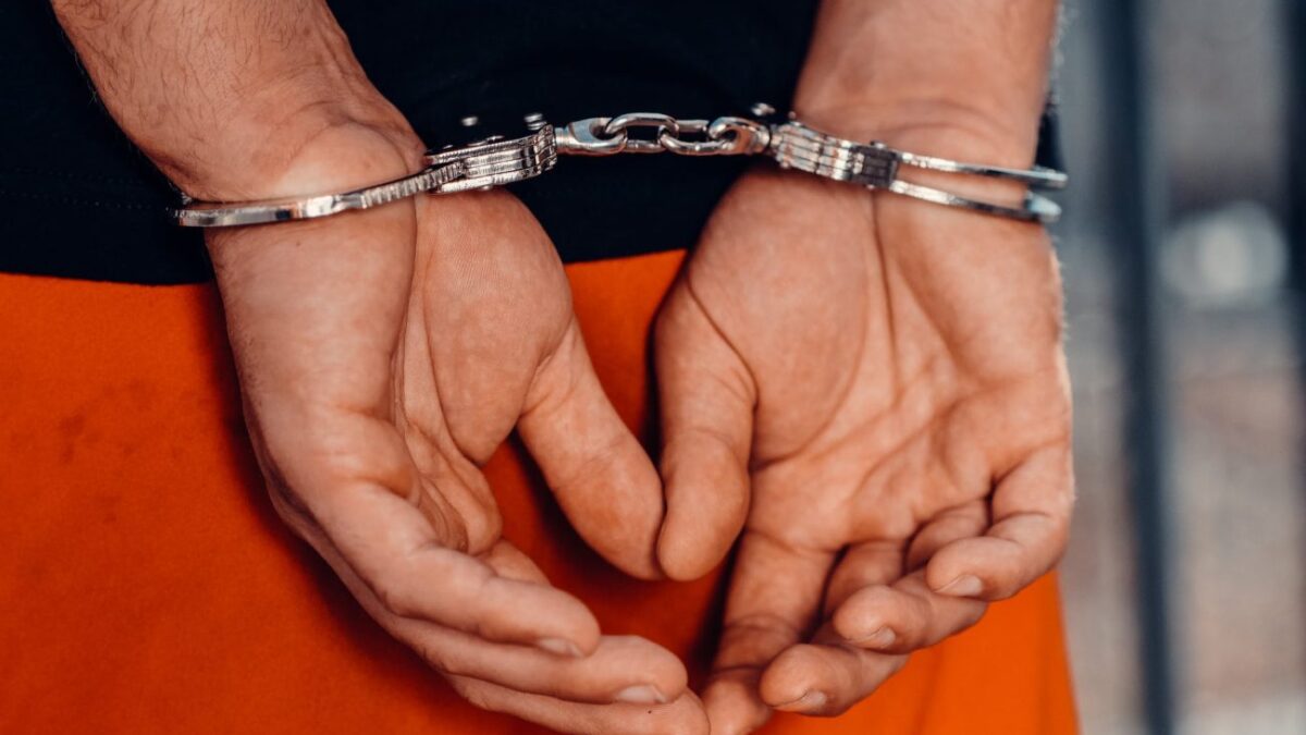 Πιερία: Συνελήφθησαν 2 ημεδαποί για παράνομη διακίνηση μεταναστών