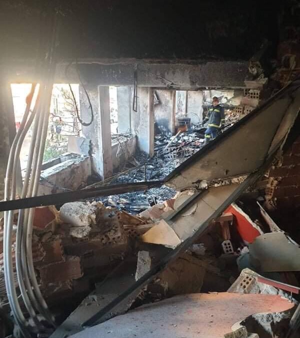 Βασίλης Χαραλαμπόπουλος: Σοκάρουν οι εικόνες του σπιτιού του από την έκρηξη στη Συγγρού (ΦΩΤΟ)