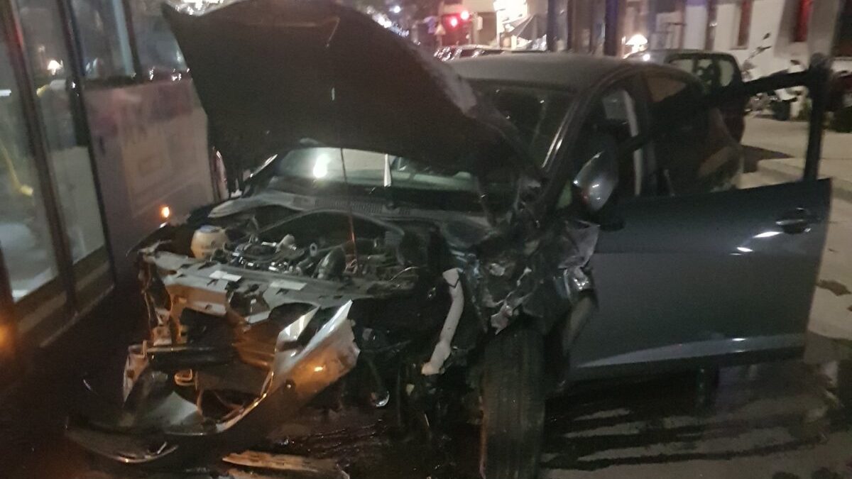 Τροχαίο σοκ στη Θεσσαλονίκη: Νεκρή 21χρονη – Τρεις νεαροί σοβαρά τραυματίες