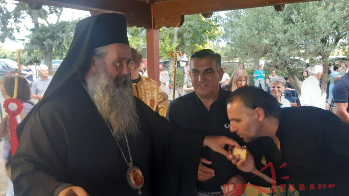 Πιερία: Πανηγυρικός Εσπερινός στο ξωκλήσι της Αγίας Κυριακής στην Καρίτσα (ΒΙΝΤΕΟ)