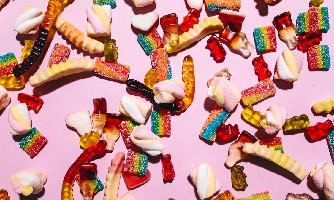 Εταιρεία δίνει 78.000 δολάρια το χρόνο για να δοκιμάζεις ζαχαρωτά