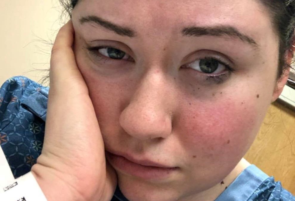 ΗΠΑ: Νεαρή γυναίκα έχει «αλλεργία στη βαρύτητα» και όλο το 24ωρο είναι στο κρεβάτι