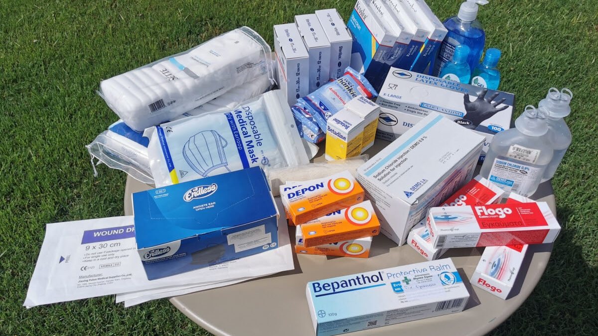 Πιερία: Δωρεά 80 φορητών φαρμακείων σε σχολικές μονάδες