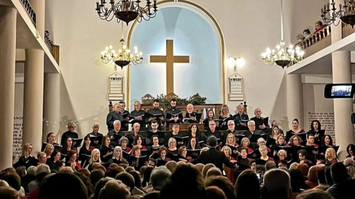 Εορταστική Χριστουγεννιάτικη συναυλία από την Εστία Πιερίδων Μουσών