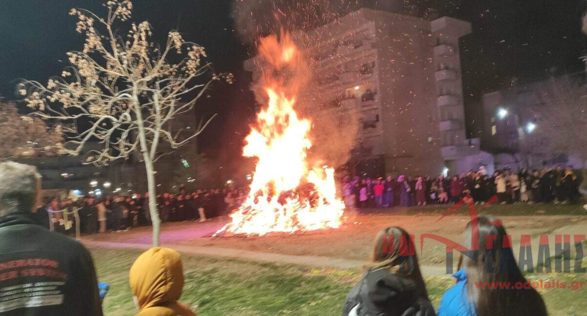 Πλατεία Μακεδονίας – Πλήθος κόσμου στο «κάψιμο του φανού» του Συλλόγου «Γεωργάκης Ολύμπιος» (ΒΙΝΤΕΟ)