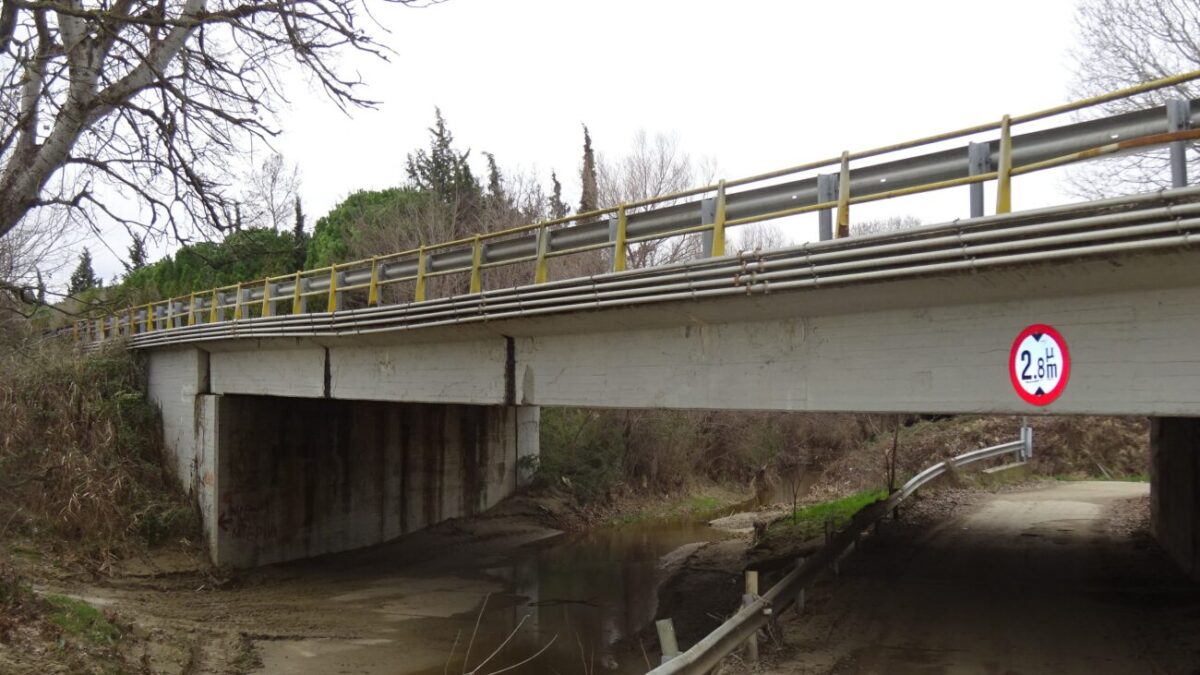 Δράσεις για την Ενίσχυση της Οδικής Ασφάλειας: Πλήρης ανακατασκευή γέφυρας στο Αιγίνιο Πιερίας