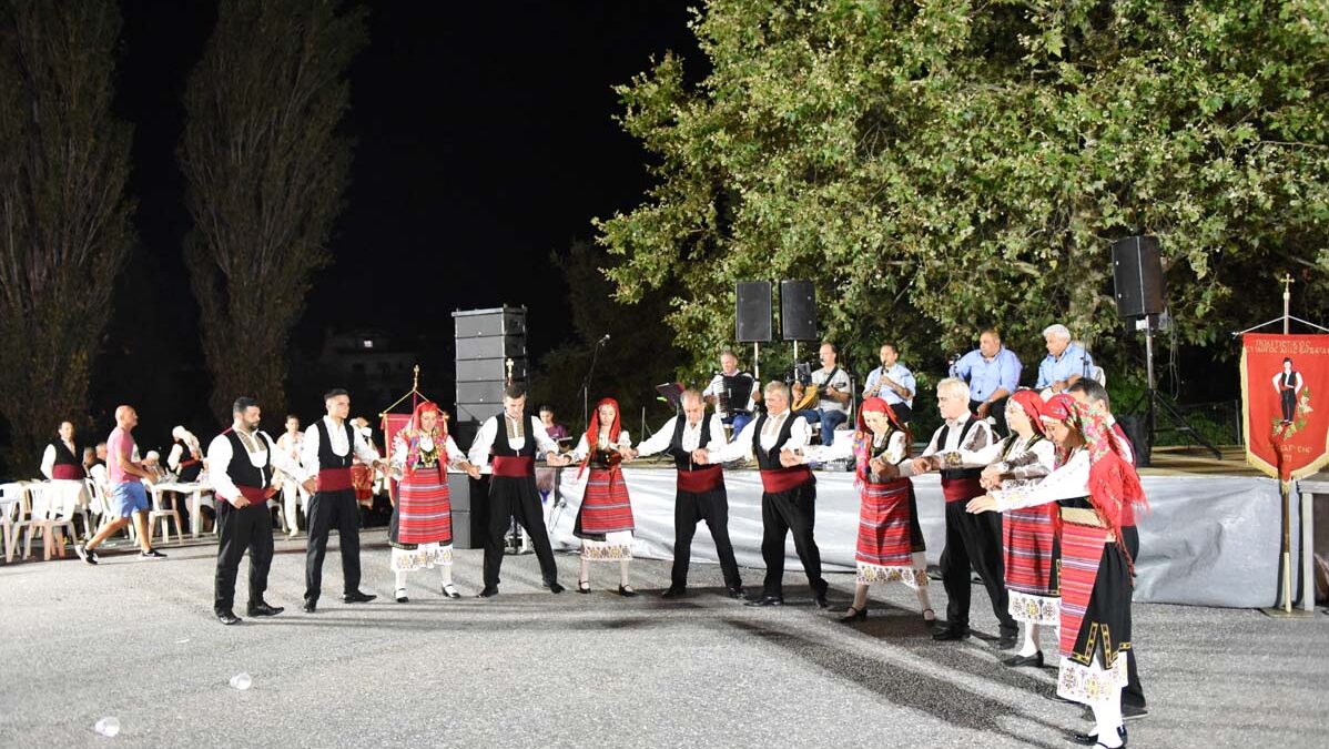 Εικόνες από τη 2η μέρα του φεστιβάλ παραδοσιακών χορών στον Κολινδρό