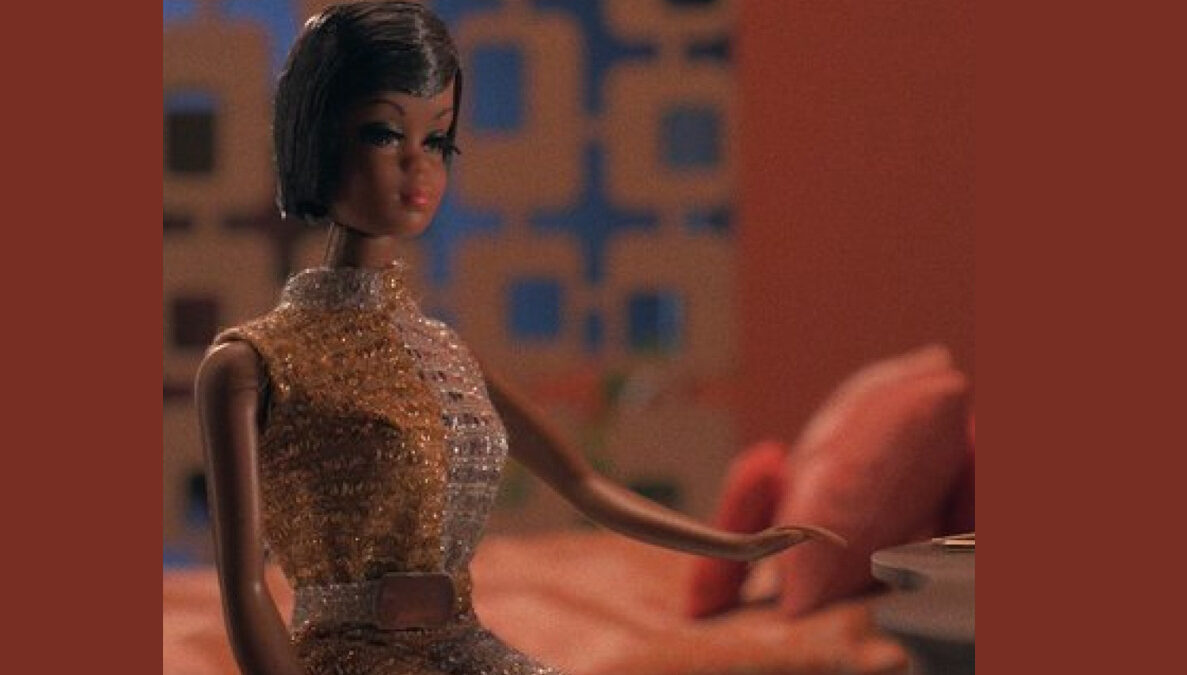 Netflix: Έρχεται το ντοκιμαντέρ για την πρώτη μαύρη κούκλα Barbie