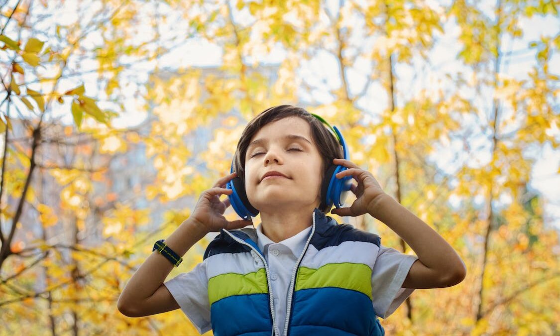 Ο υπερβολικός θόρυβος απειλεί την ακοή των παιδιών