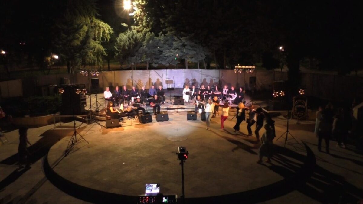 Αικατερίνεια – Μουσική εκδήλωση: «Τα αγαπημένα» με την κομπανία «όπως παλιά» & τη χορωδία της Μορφωτικής Ένωσης Καταφυγιωτών