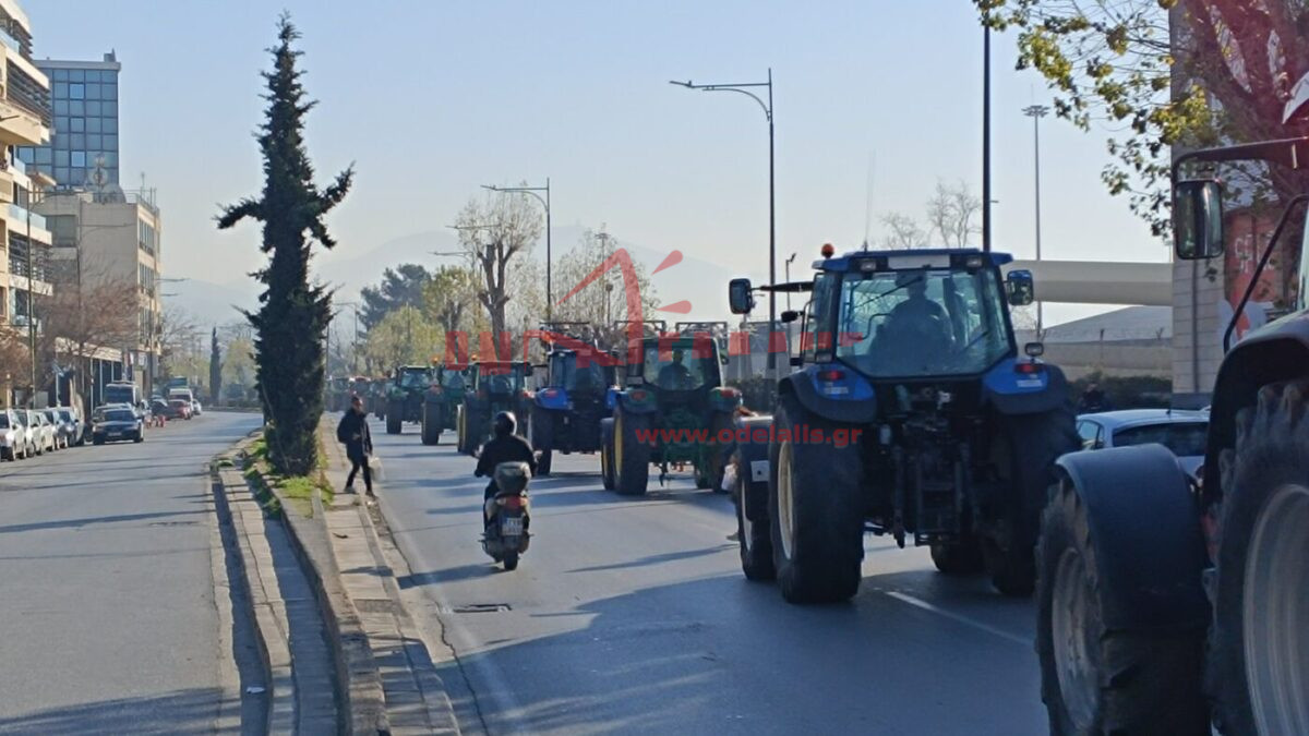 Με τα τρακτέρ στο κέντρο της Θεσσαλονίκης οι αγρότες {ΕΙΚΟΝΕΣ & ΒΙΝΤΕΟ}