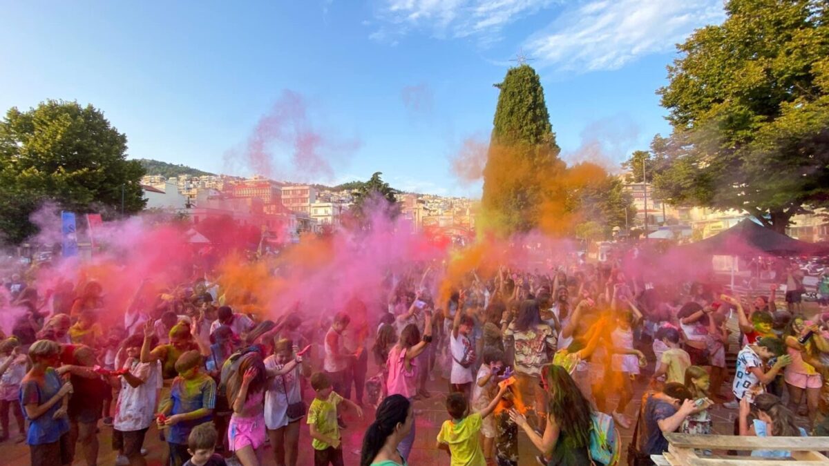 Το Φεστιβάλ Χρωμάτων ταξιδεύει στο Λιτόχωρο