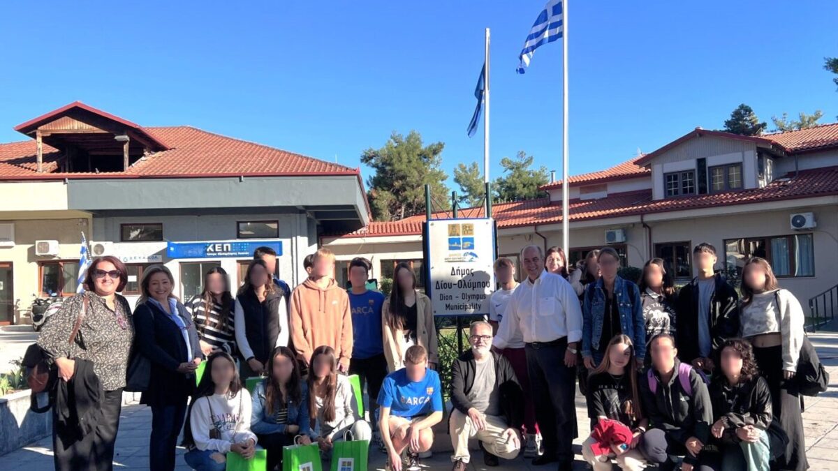 Επίσκεψη μαθητών Erasmus+ από το Institut d’ Altafulla Ισπανίας στον Δήμαρχο Βαγγέλη Γερολιόλιο